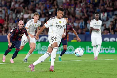 دقيقة بدقيقة.. ليفانتي 1-4 ريال مدريد.. ثنائية سريعة من مبابي (فيديو)